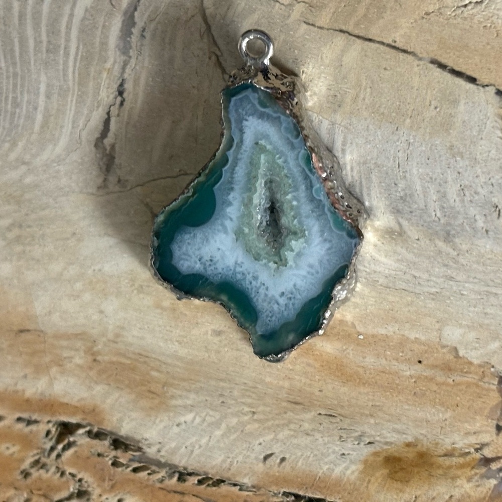 Handmade Natural Green Agate with Druzy Quartz Center Slice Silver Pendant